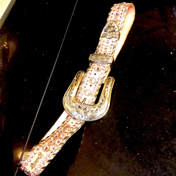 Kippy’s Leather studded - Picture 3 of 5